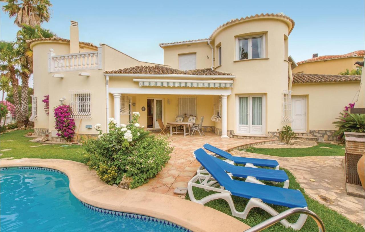 Beautiful Home In Oliva With Kitchen מראה חיצוני תמונה