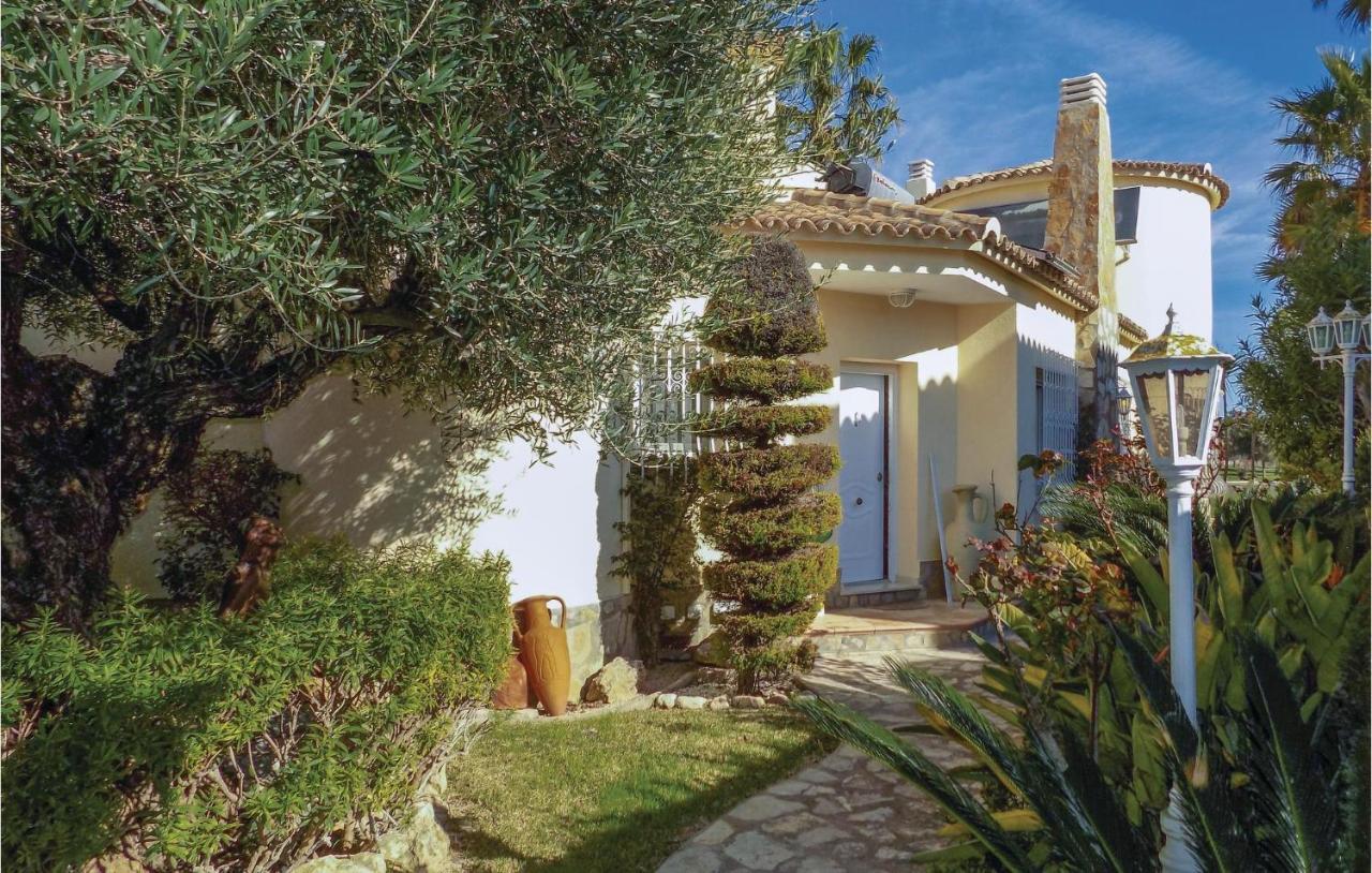 Beautiful Home In Oliva With Kitchen מראה חיצוני תמונה