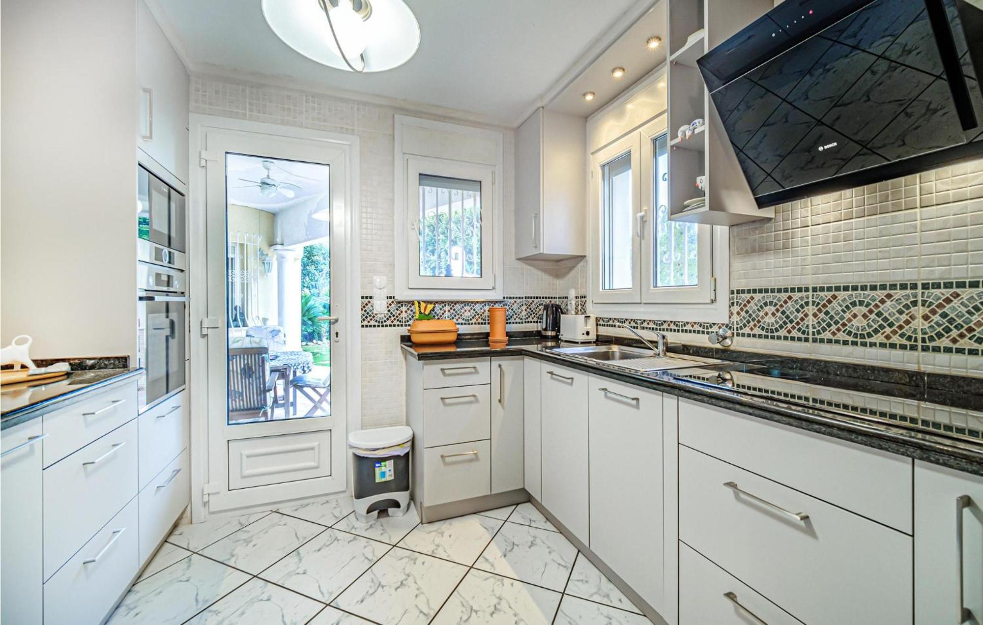 Beautiful Home In Oliva With Kitchen מראה חיצוני תמונה